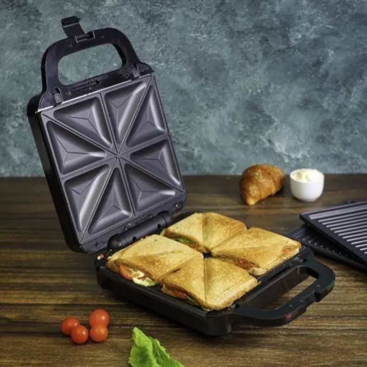 ساندویچ میکر دوکاره جیپاس مدل GSM5444 | خرید Geepas Sandwich Maker