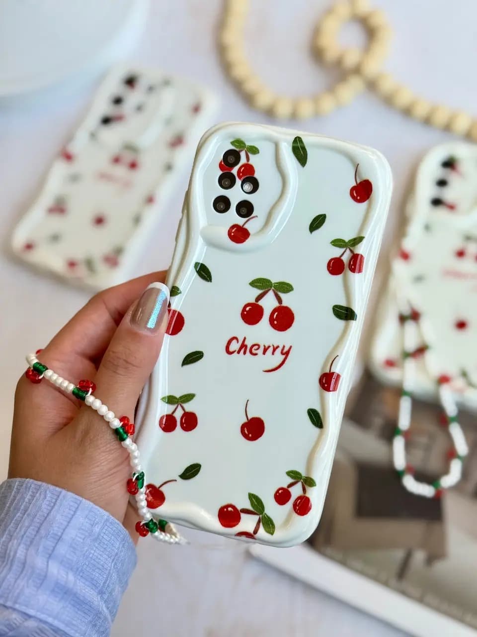 قاب Cherry با آویز آیفون ، سامسونگ ، شیائومی (کدC2044) — تصویر ۲