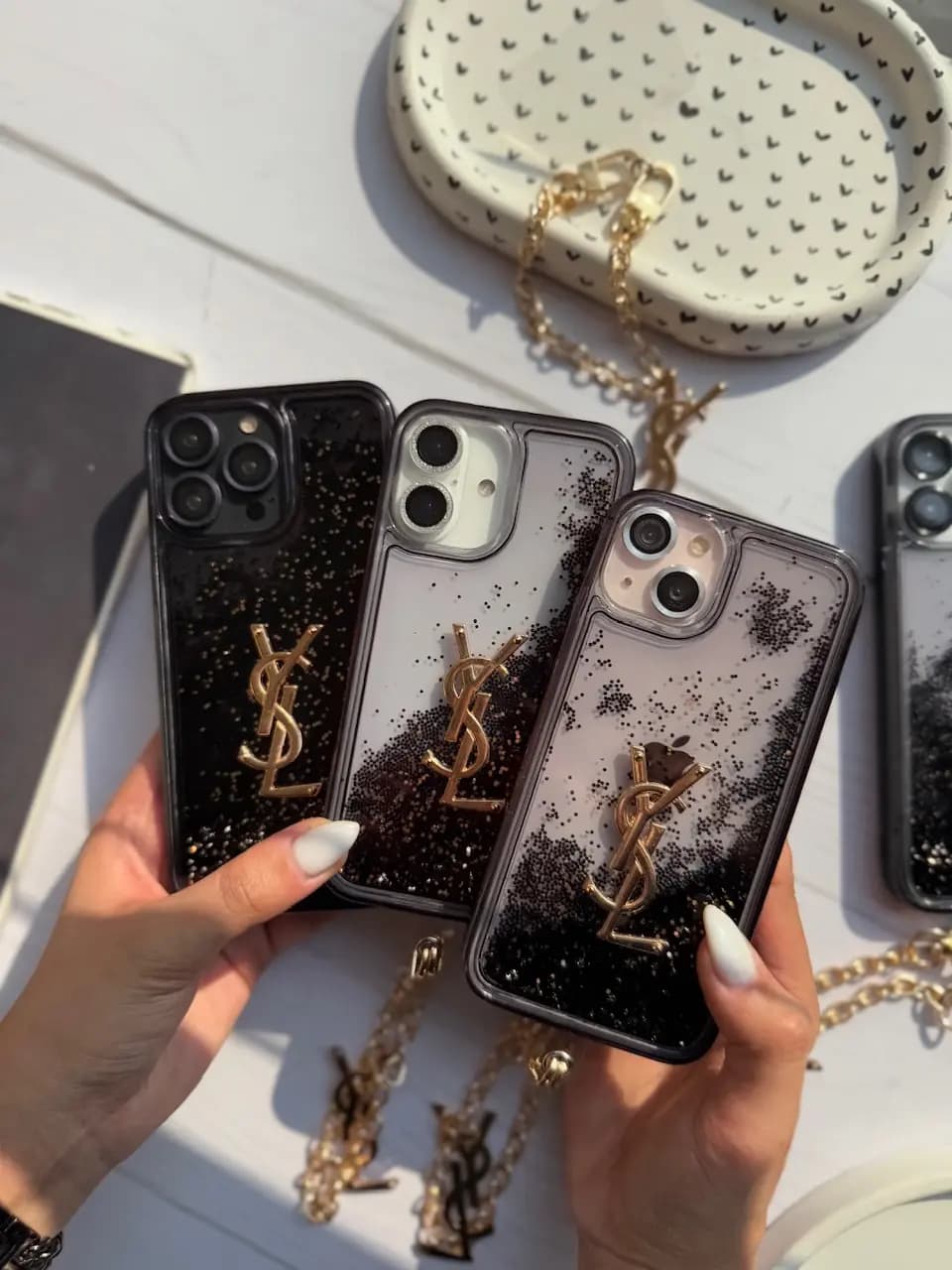 قاب Black YSL آکواریومی با آویز (کدC1936) — تصویر ۹