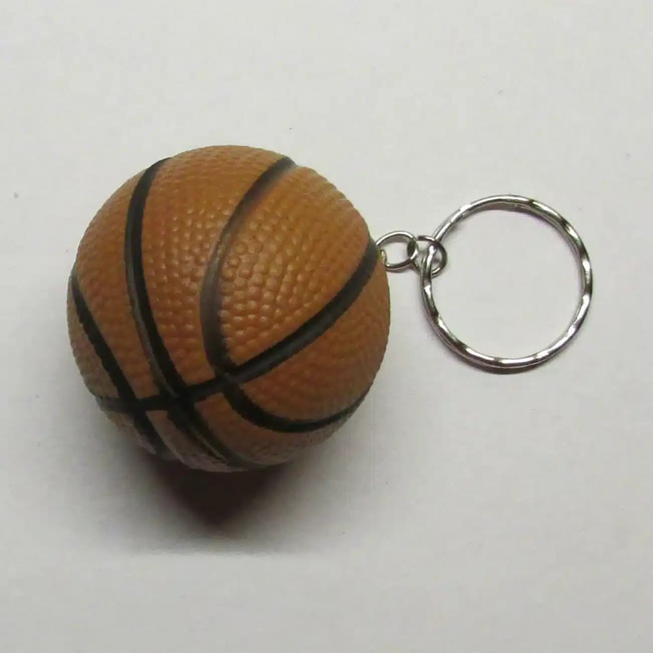 جاکلیدی و آویز کیف basketball طرح توپ بسکتبال — تصویر ۳