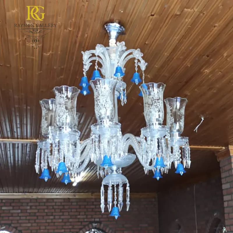 لوستر باکارات سفید با آویز زنگوله‌ای آبی(8 شاخه) — تصویر ۲