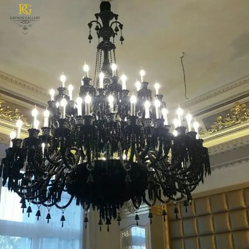 لوستر زنیت چند طبقه مشکی کلاسیک باکارات (65 شاخه) — تصویر ۲
