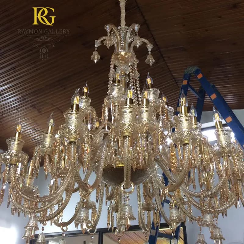 لوستر باکارات طلایی طبقاتی سلطنتی (32 شاخه) — تصویر ۷