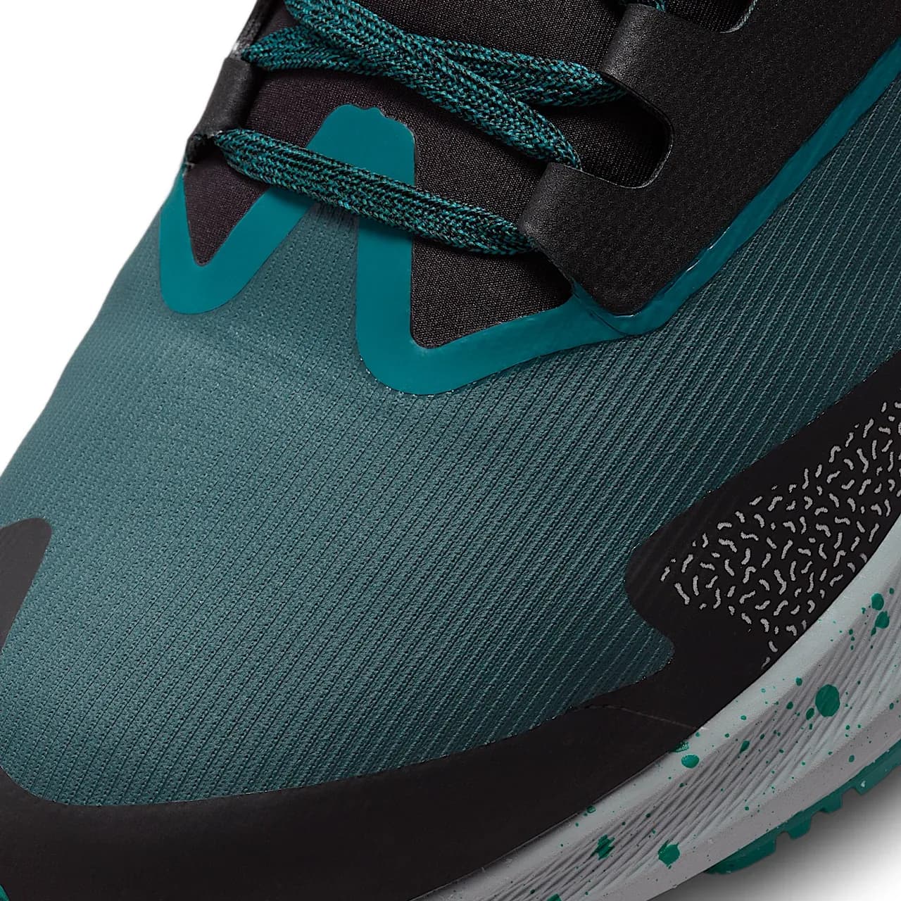 Nike Air Zoom Pegasus 39 Shield — تصویر ۹