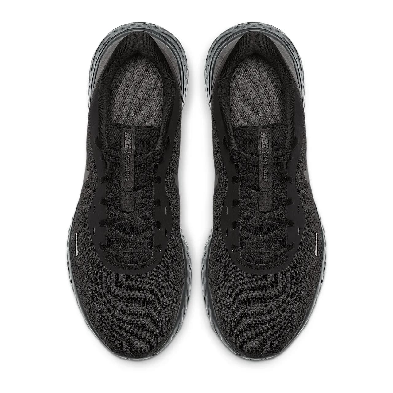 Nike Revolution 5 — تصویر ۵