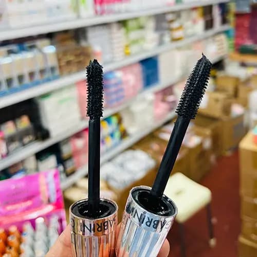 ریمل گابرینی سه بعدی مدل Voluminous — تصویر ۷