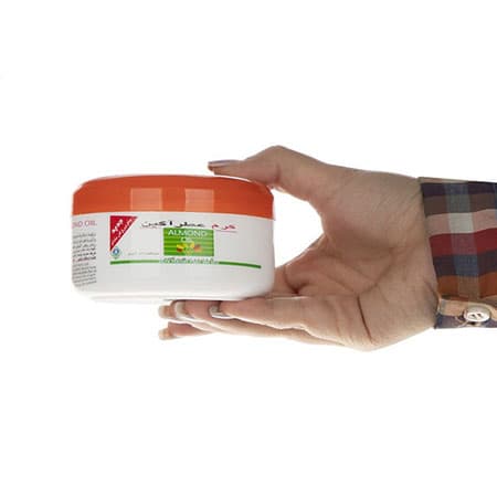 کرم مرطوب کننده و نرم کننده عطرآگین مدل Almond حجم 200 میلی لیتر — تصویر ۸