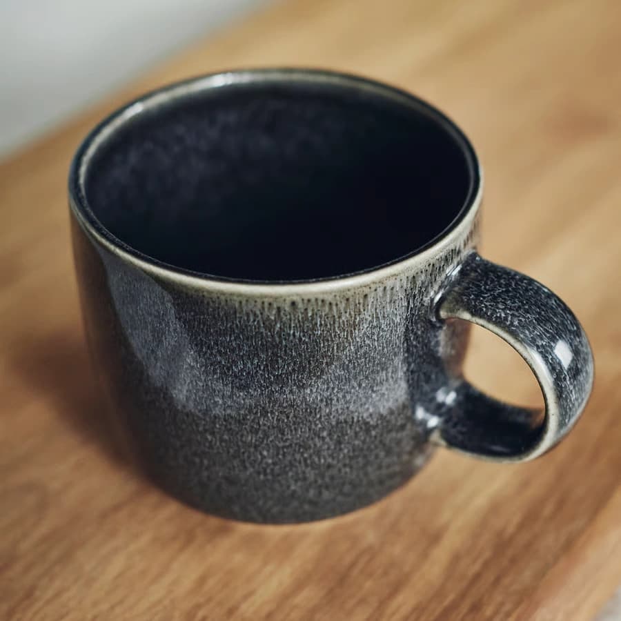 ماگ خاکستری تیره 370 میلی لیتر ایکیا مدل GLADELIG — تصویر ۵