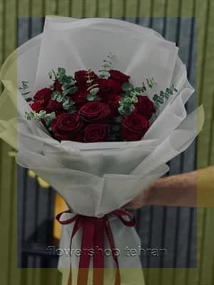سفارش دسته گل روز معلم با ارسال سریع و بستهبندی شیک