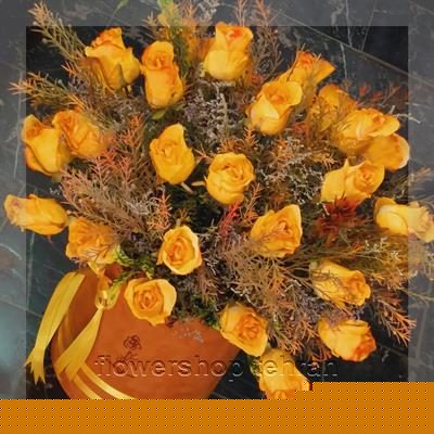 سفارش پک ولنتاین شکلات با گل‌های تازه و رنگ‌های شاد