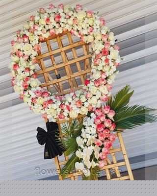 با تشکر با گل فضای خانه یا محل کار را زنده کن