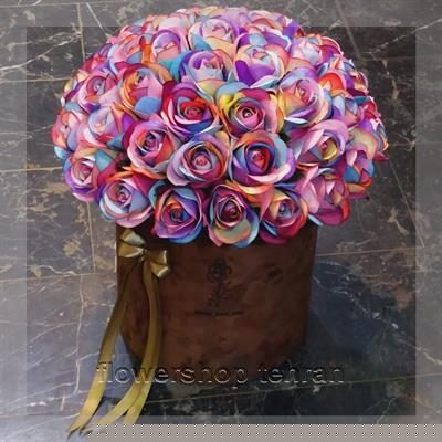 چیدمان هنری گل فروشی اندیمشک برای دکور میز یا لابی