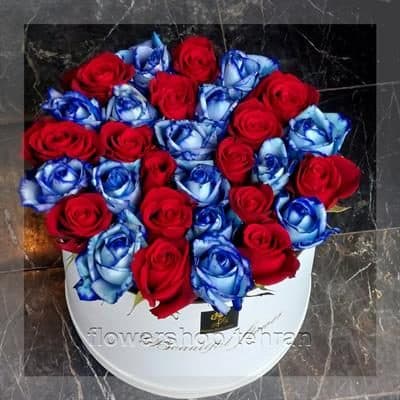 سفارش خرید اینترنتی باکس گل و شکلات به‌صورت اینترنتی و دریافت در همان روز