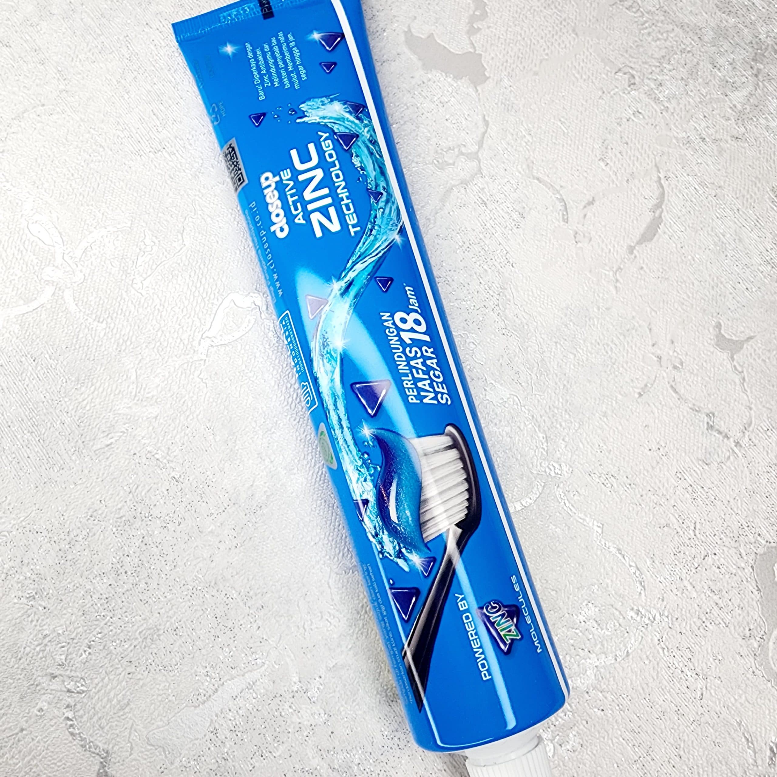 خمیر دندان سفید کننده کلوز آپ Closeup سری Zinc Antibakteri مدل Icy White — تصویر ۷