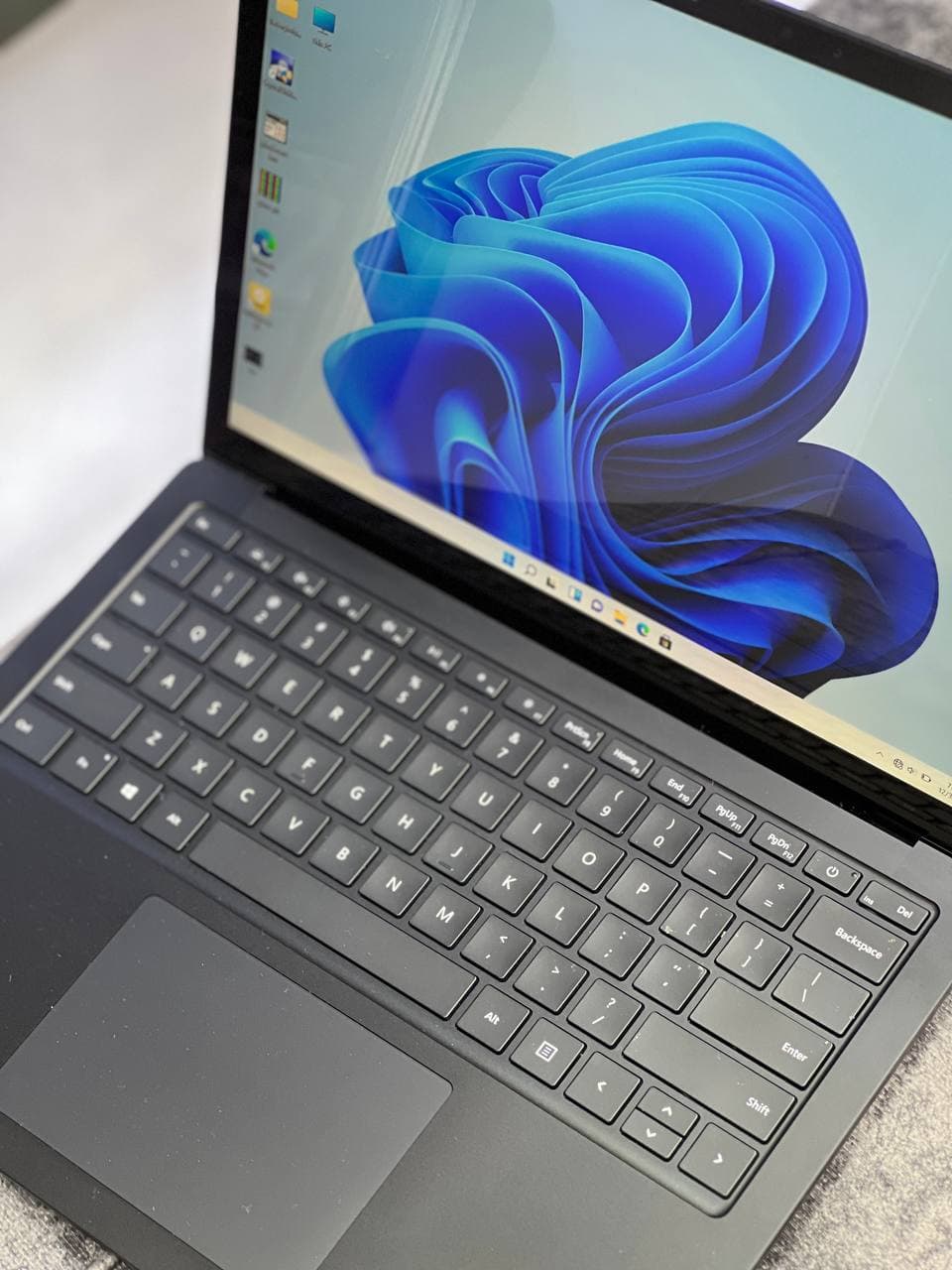 لپ تاپ Surface Laptop 3 i7(1065G7) 16GB-256SSD-Intel iris xe — تصویر ۸
