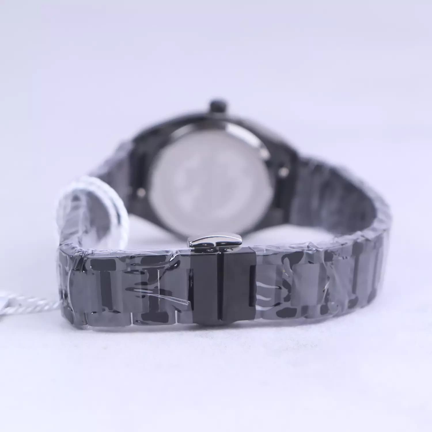 ساعت مچی عقربه ای سولیدا زنانه فلزی مشکی 6120/12 — تصویر ۷