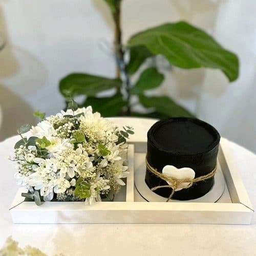 باکس گل و کیک مردانه مشکی