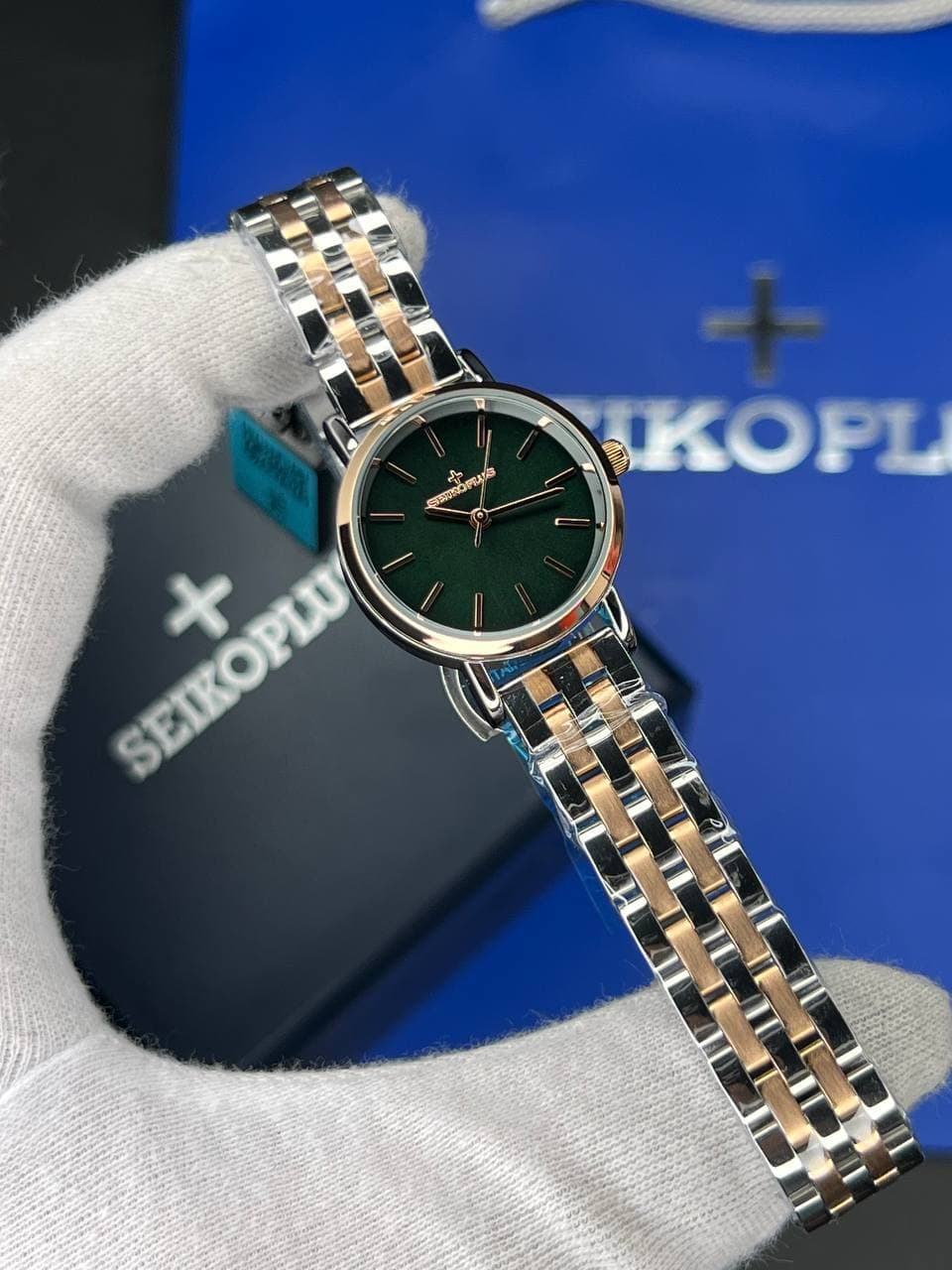 ساعت مچی زنانه سیکو پلاس SEIKO PLUS+ صفحه سبز اندیس خطی بند استیل رزگلد — تصویر ۲
