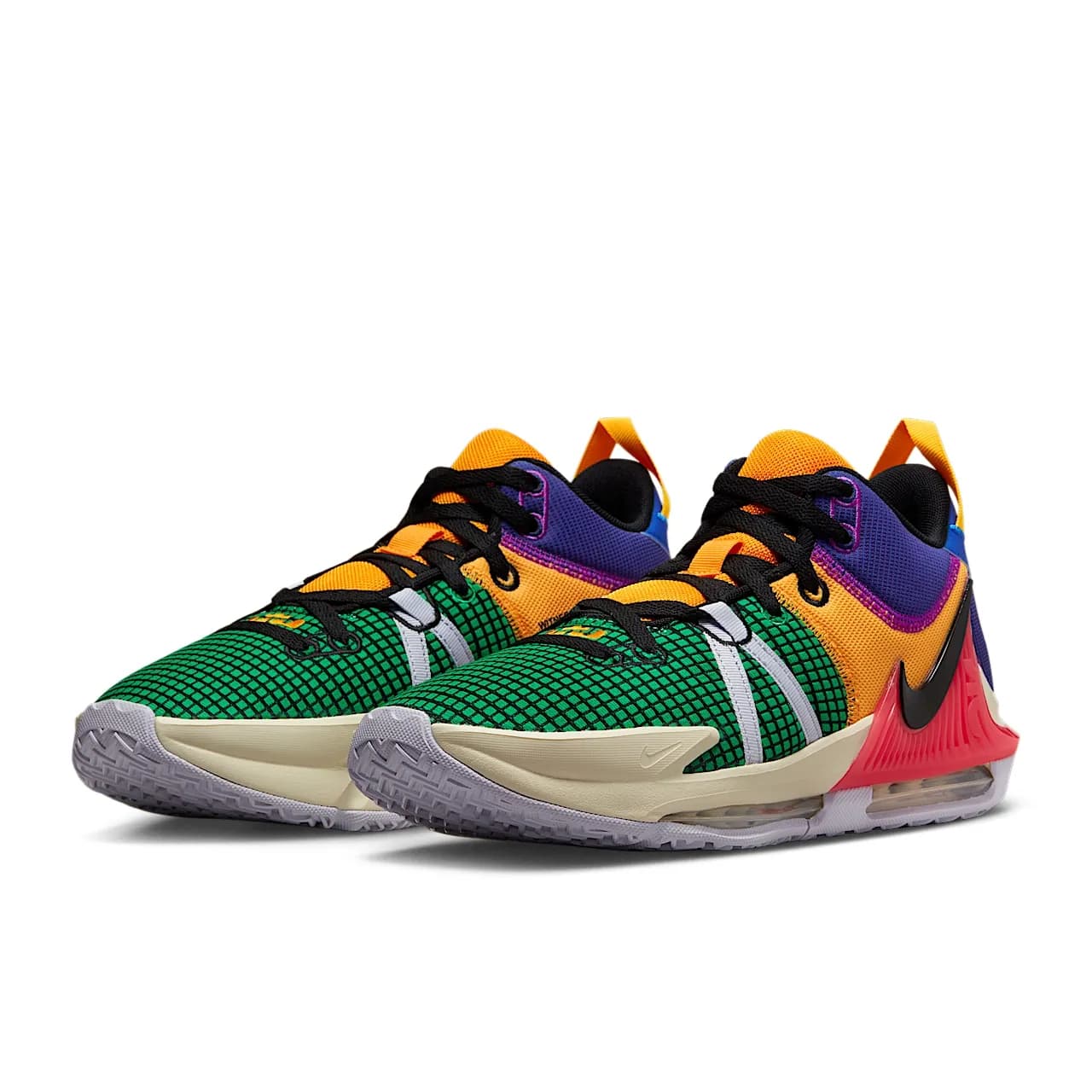 Nike LeBron Witness 7 — تصویر ۵