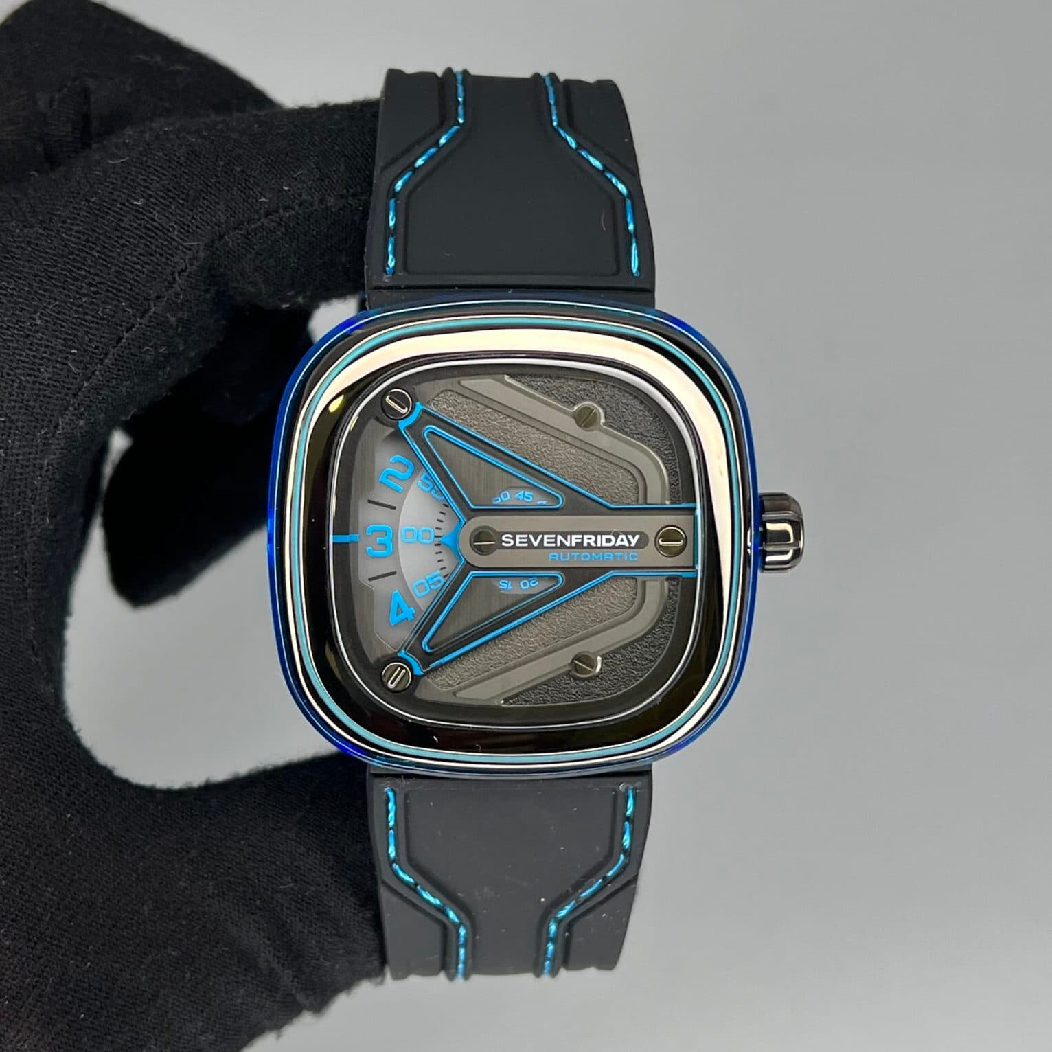 ساعت مچی مردانه سون فرایدی Sevenfriday 1991 — تصویر ۵