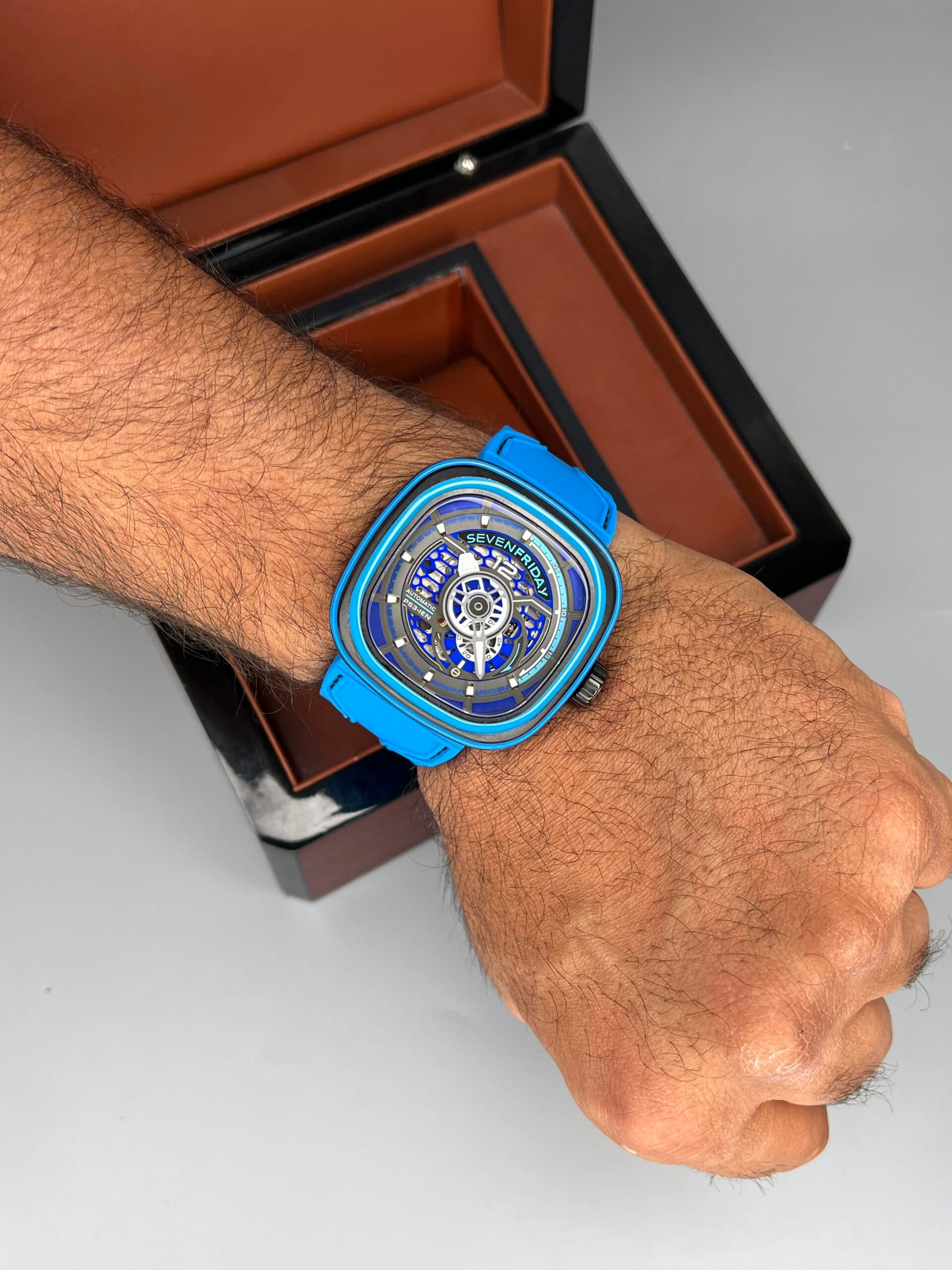 ساعت مچی مردانه سون فرایدی Sevenfriday 1989 — تصویر ۶