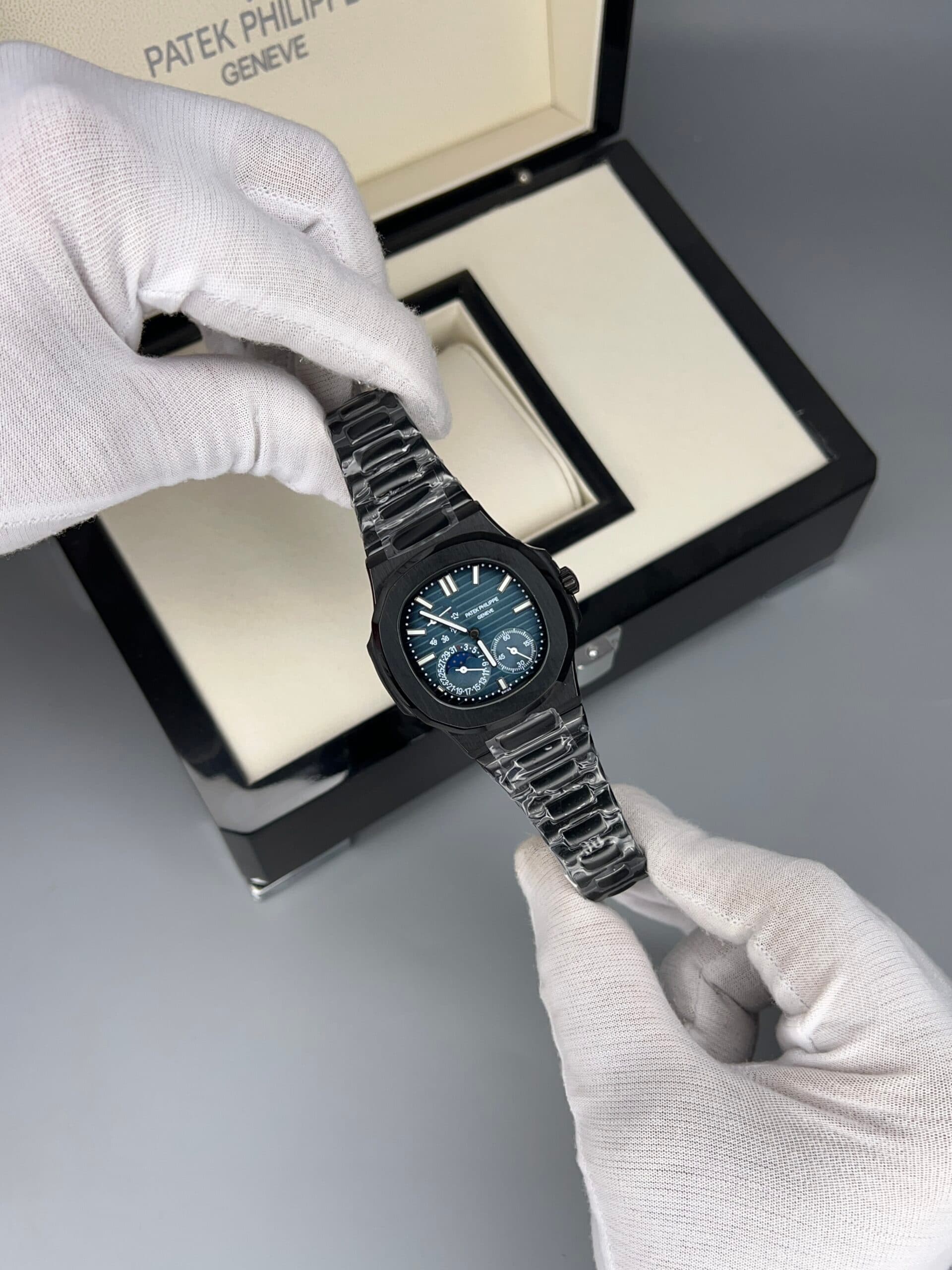 ساعت مچی مردانه پتک فیلیپ ناتیلوس Patek Philippe Nautilus 5085 — تصویر ۴