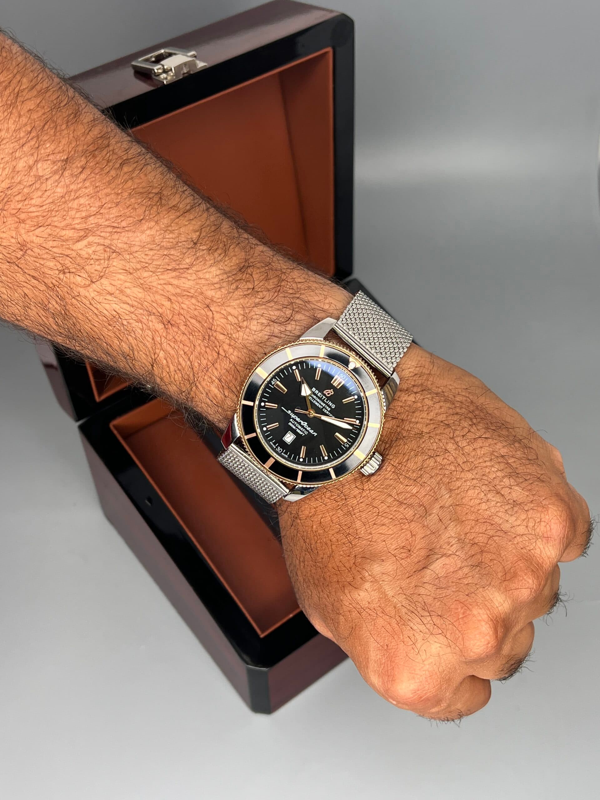 ساعت مچی مردانه برایتلینگ سیلور صفحه مشکی Breitling kb74 — تصویر ۲