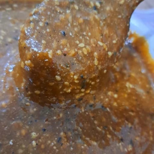 معجون عسلی 10مغز با ژل رویال