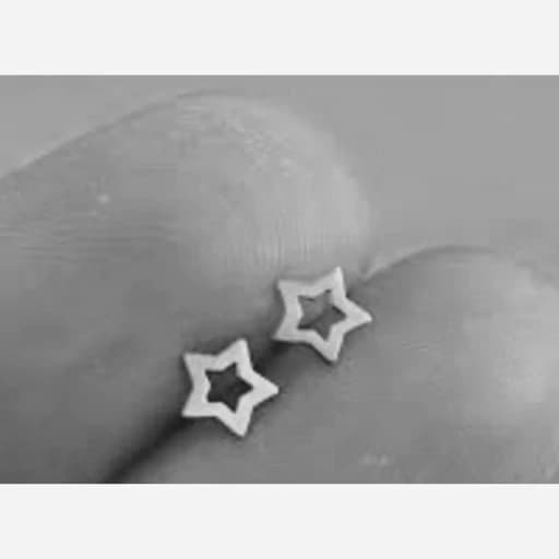 گوشواره نقره میخی مدل ستاره تو خالی