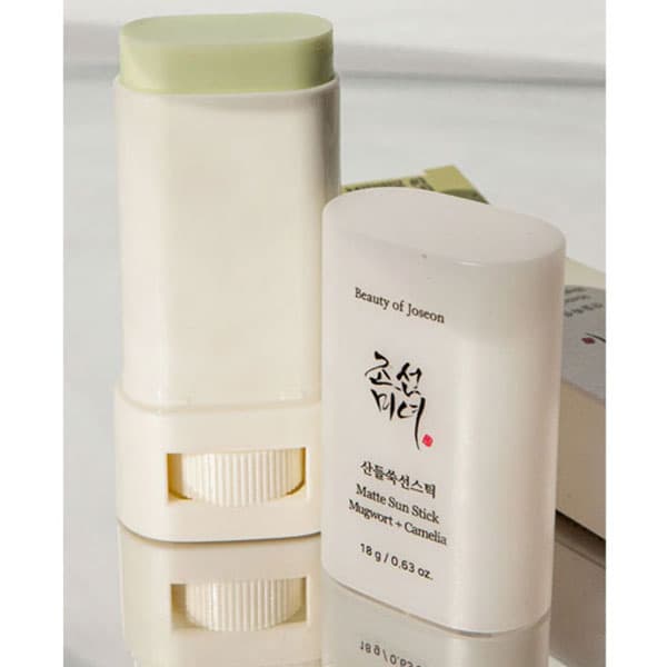ضدآفتاب استیکی پوست چرب بیوتی آف جوسان SPF50 — تصویر ۸