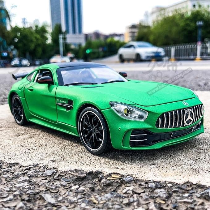 ماشین فلزی بنز AMG GTR — تصویر ۳