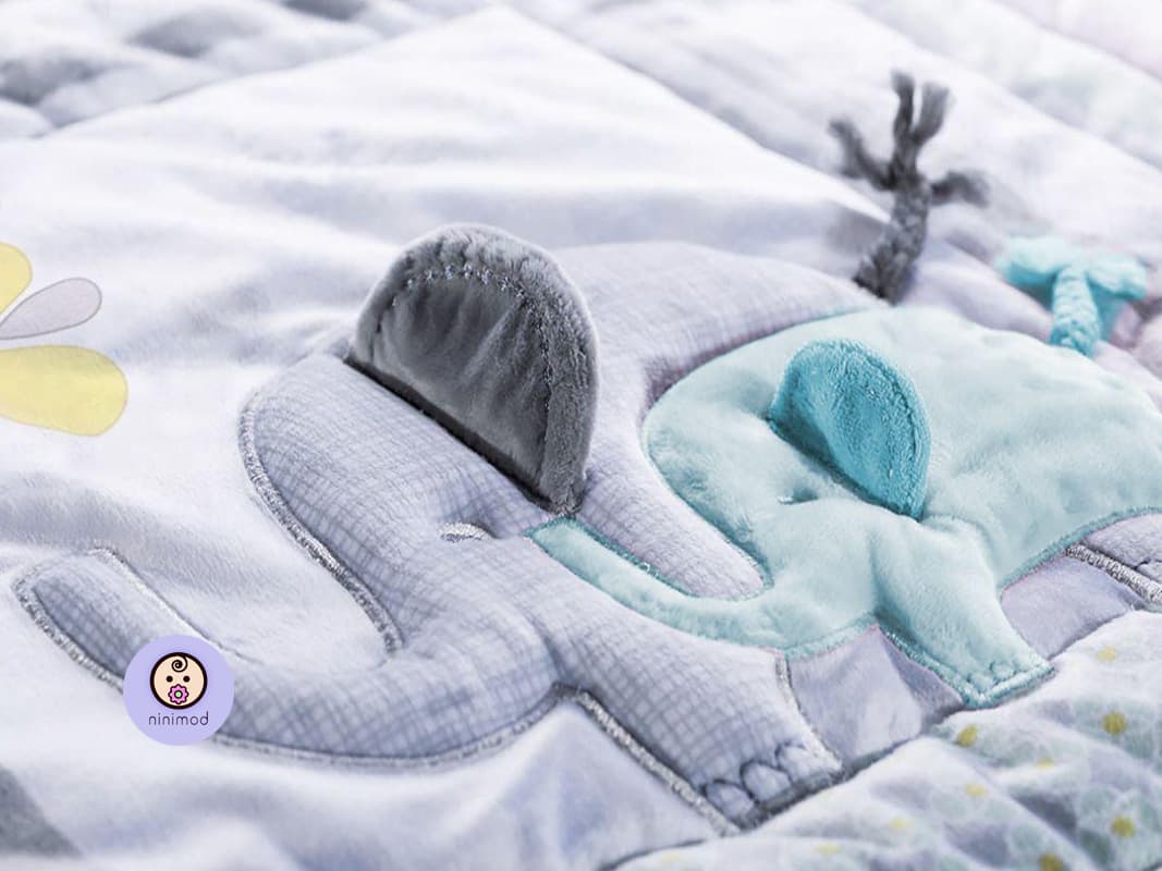 سرویس خواب چهار تکه Rose Born طرح FAMILY LOVE-BOY — تصویر ۵