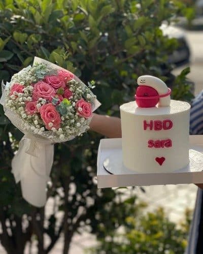 دسته گل و کیک برای تبریک ترفیع درجه سرگردی — تصویر ۲