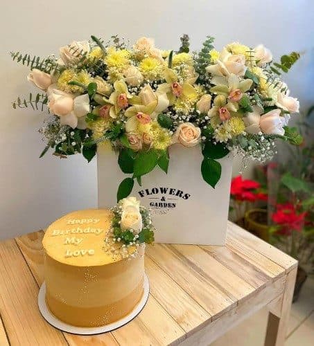 گل و کیک و عروسک بادکنک تبریک نوزاد تازه به دنیا اومده — تصویر ۲