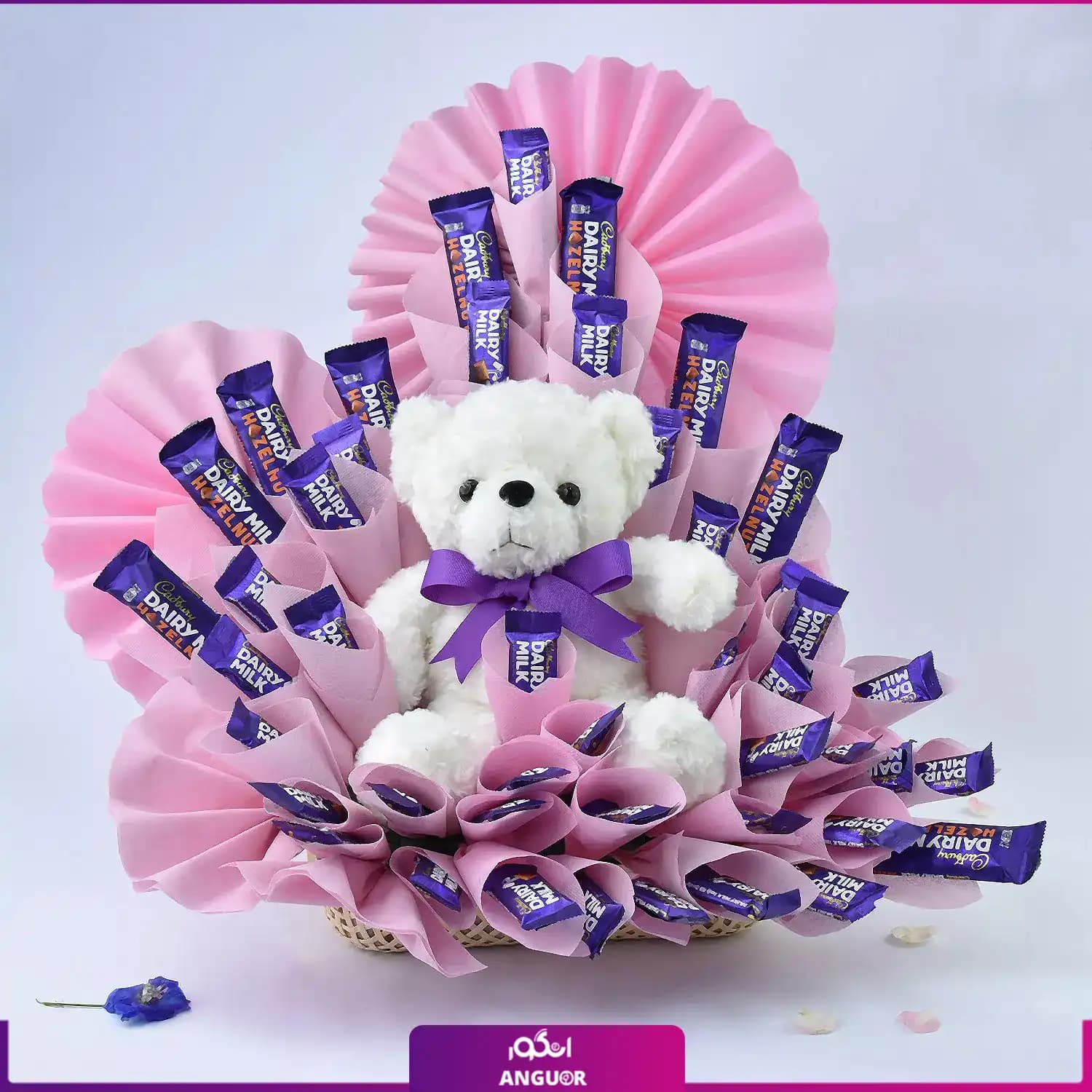 باکس شکلات و عروسک : Dairy Milk Chocolates