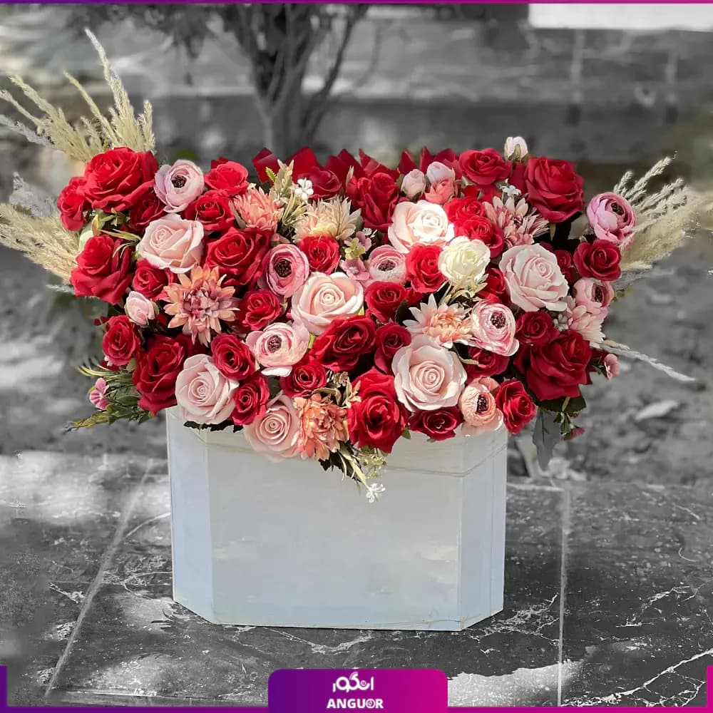 باکس گل مصنوعی جادوی رنگ‌ها