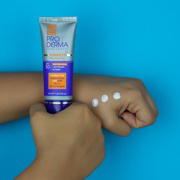 کرم ضد آفتاب فاقد چربی آقایان SPF50 پرودرما — تصویر ۱۲