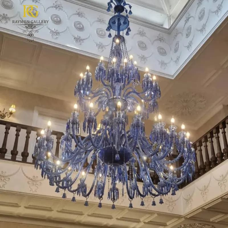 لوستر باکارات آبی طبقاتی (65 شاخه) — تصویر ۲