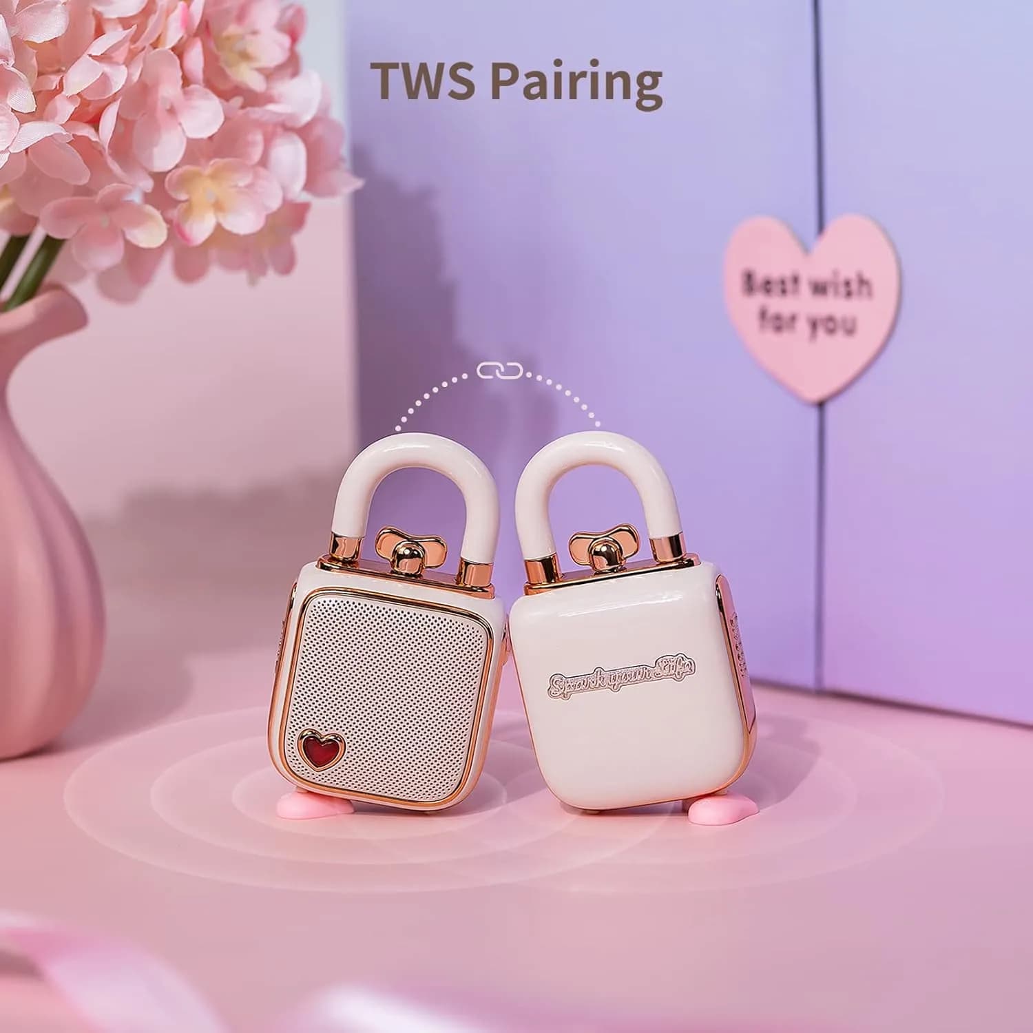 اسپیکر بلوتوثی قابل حمل DIVOOM مدل LOVE LOCK — تصویر ۶