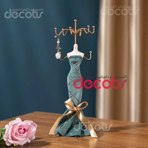 مانکن طلا و آویز جواهرات مدل لباس مجلسی کد 3 (وارداتی)