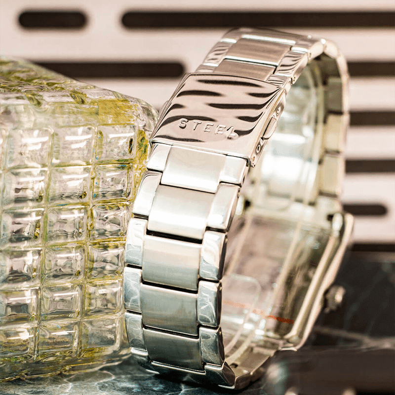 ساعت مچی مردانه گس مدل Guess W10111G1 — تصویر ۳
