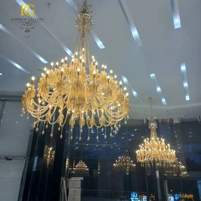 لوستر باکارات عسلی سلطنتی سبک کلاسیک (65 شاخه) — تصویر ۲