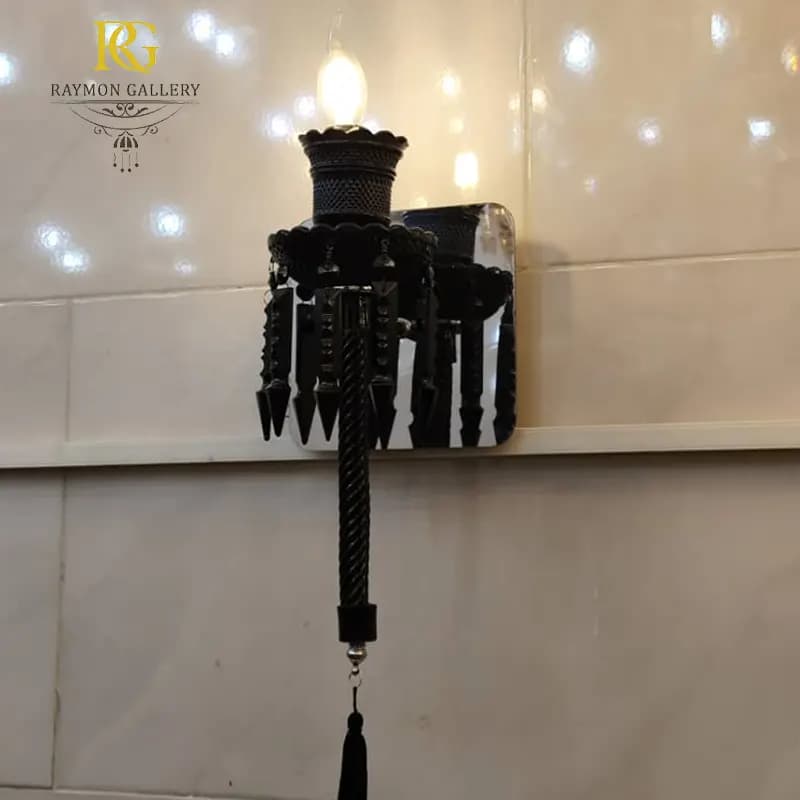 دیوارکوب کریستالی تکی مشکی باکارا — تصویر ۲