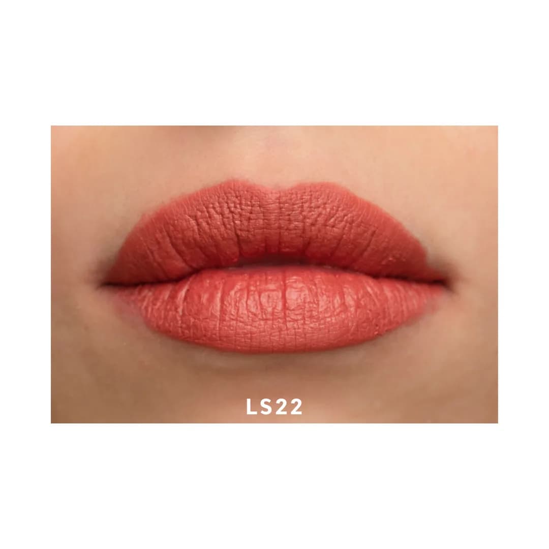 رژ لب جامد مخملی نوتريكا LS22 — تصویر ۴