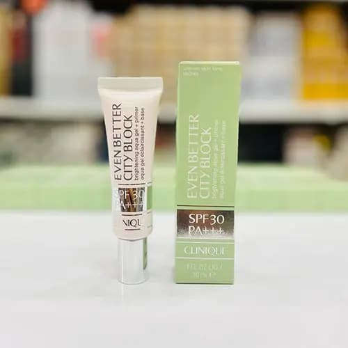 پرایمر آبرسان و روشن کننده Even Better SPF30 کلینیک — تصویر ۴