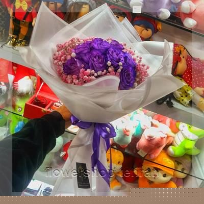 دسته گل رز و نرگس با قیمت مناسب و کیفیت حرفه‌ای — تصویر ۲