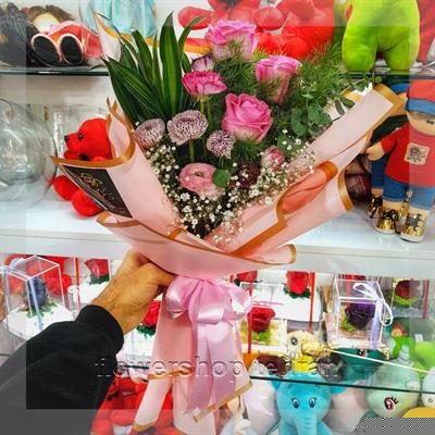 سبد گل تولد مردانه با دیزاین حرفه‌ای برای عکس‌های خاطره‌انگیز — تصویر ۲