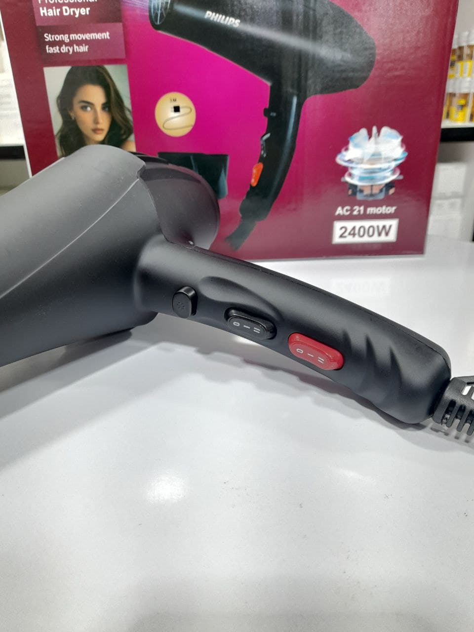 سشوار موتور سنگین فیلیپس ph_9999 — تصویر ۲