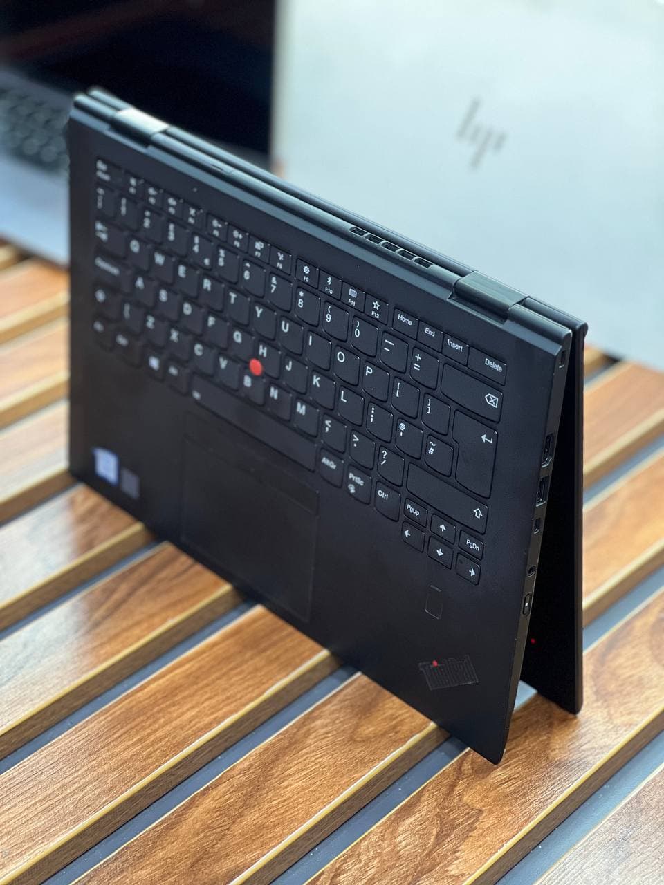 لپ تاپ Lenovo Thinkpad X1 i7 (8550U) 8GB-512SSD-Intel UHD X360 — تصویر ۵