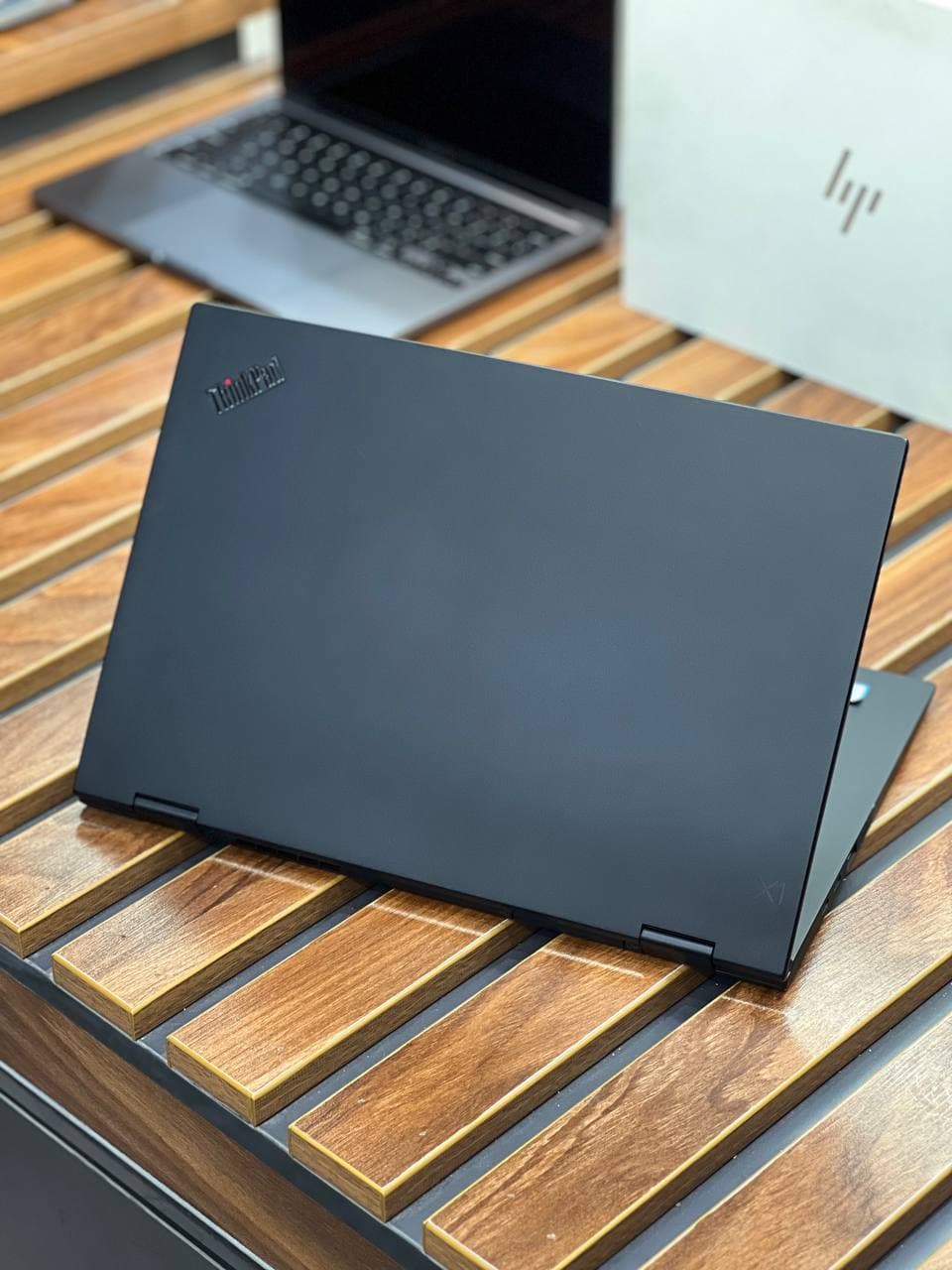 لپ تاپ Lenovo Thinkpad X1 i7 (8550U) 8GB-512SSD-Intel UHD X360 — تصویر ۲
